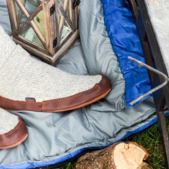 Acorn - The Original Slipper Sock - Picture 6 of 16